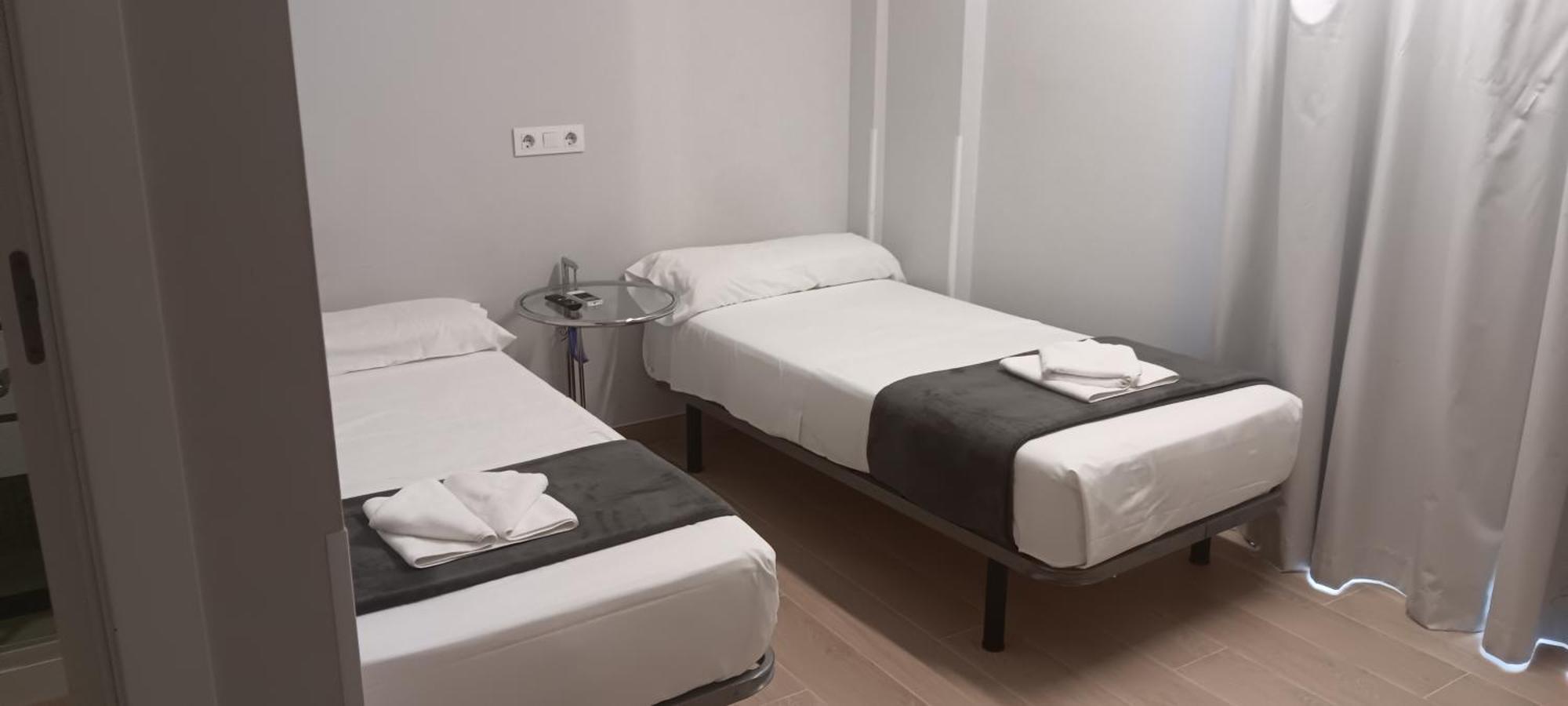 Albergue Santiago Apostol Logroño Dış mekan fotoğraf