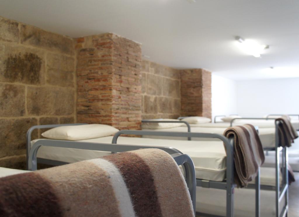 Albergue Santiago Apostol Logroño Dış mekan fotoğraf